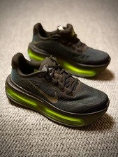 Nike Vomero Premium Athletic Sneakers Black Volt Soft ZoomX Cushioning New