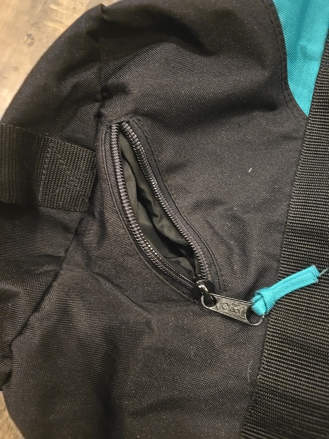 duffle bag - image 3