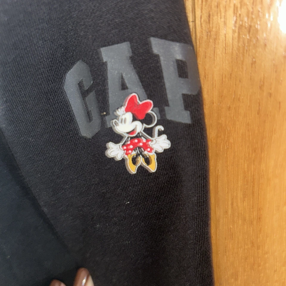 Pantalones deportivos negros Gap para niños y niñas talla 8 Disney Minnie Mouse Foto 2 de 4