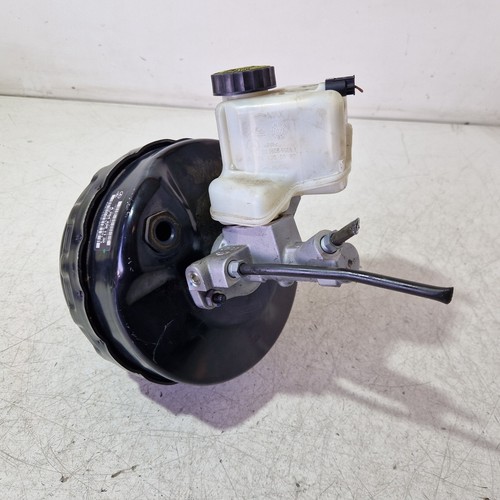 C42* Mercedes Benz W204 Bremskraftverstärker A2044301130