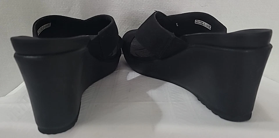 Sandalias Crocs Capri para mujer negras chanclas con tiras doble comodidad talla 11 Foto 4 de 4