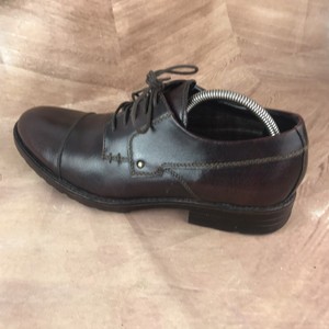 clarks dark brown shoes