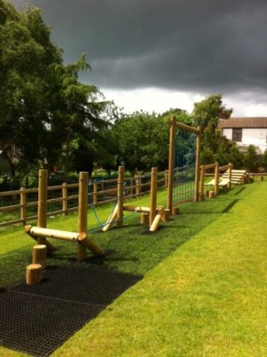 Strapazierfähige Gummi-Grasmatten Sicherheitsboden Spielplatz Fitnessstudio Zoo Park Golf Gehweg