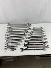Snap-on 38-pc 12-point Flank Drive Plus Master Wrench Set Snap-on 38-pc 12-point Flank Drive Plus Master Wrench Set