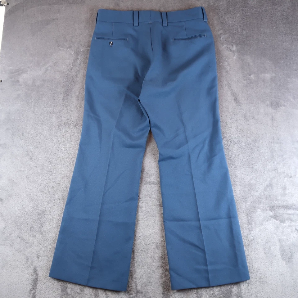 Винтажные брюки 70-х Levi's Panatela 32,5x29,5 из синей хлопковой смеси с широкими расклешенными штанинами - Изображение 2 из 4