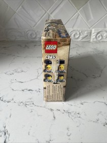 Lego Harry Potter 4735 Slytherin Common Room - New & Sealed