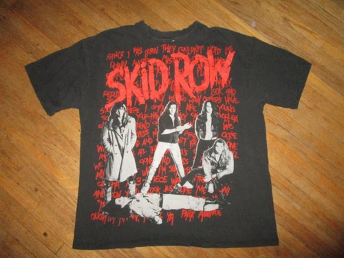 80's SKID ROW T SHIRT Youth Gone Wild Concert Single Sti Vintage vintage concert t-shirt, vintage, size XL, single stitch, B+ condition