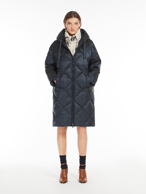 MAXMARA フィレトオフントトハック 2345111531600004 New MAX MARA The Cube TREFE Padded Quilted Down Coat -Sand