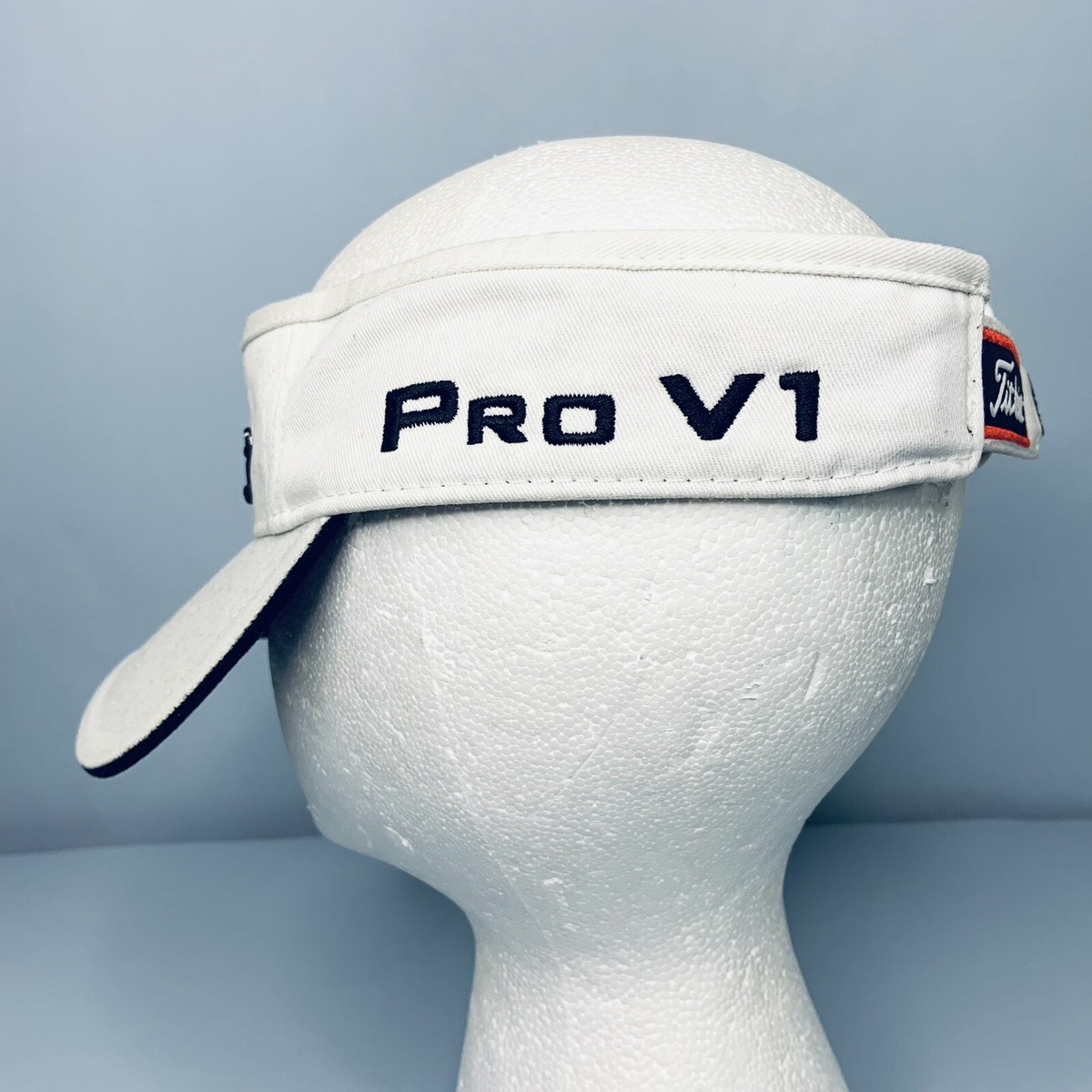 Titleist Women’s Visor White with Black Logo Footjoy Pro V1 TITLEIST Foot Joy FJ Pro V1 Black/White Golf Visor  main image 2