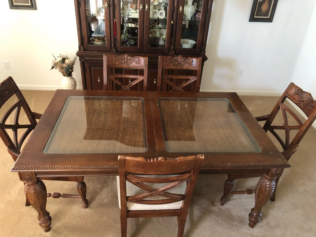 Dining room table online chairs and hutch