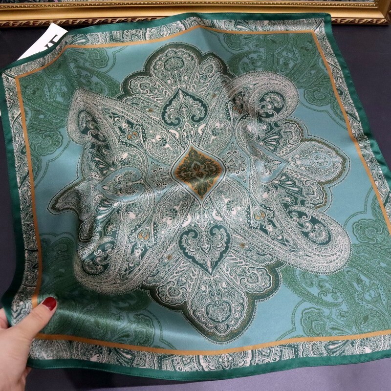 100% Mulberry Silk 27'' Scarf Women Vintage Paisley Kerchief Square Bandana Wrap