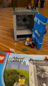 LEGO City Police 40110 Coin Bank 2014 Pre Owned