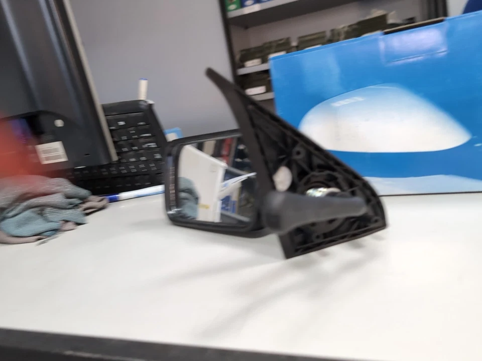 10466N RETROVISORE MANUALE SINISTRO AUTOBIANCHI Y10 DAL 1989 AL 92 - Immagine 3 di 4