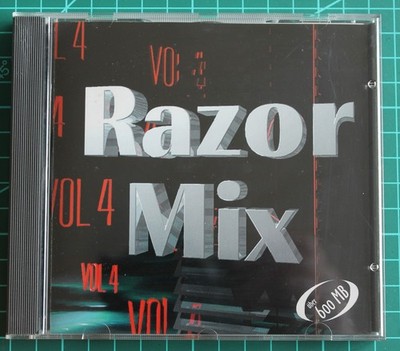 Razor 4 (PC, 1995, Jewel-Case)
