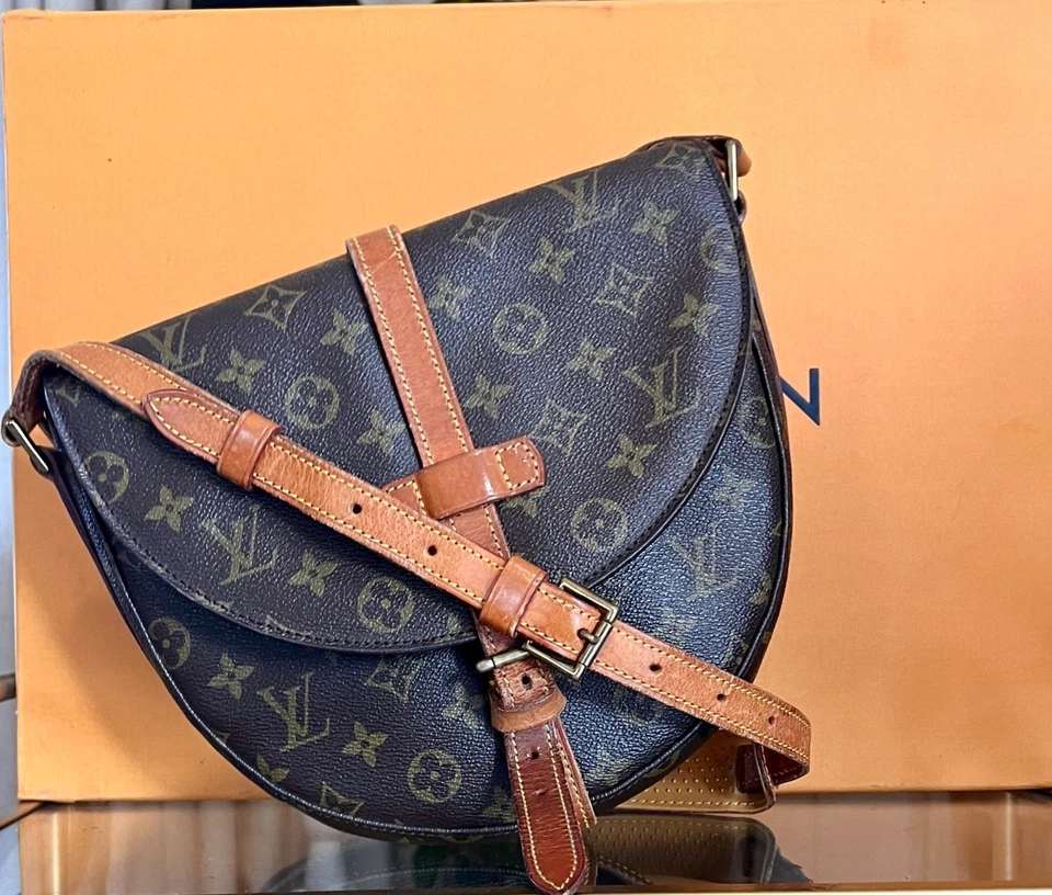 Bolso Bandolera Louis Vuitton Monograma Chantilly GM Hombro Foto 2 de 4