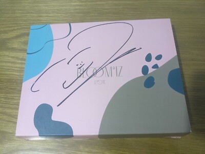 IZ*ONE - Bloom*Iz Sakura Signed CD Album + Photocards | eBay