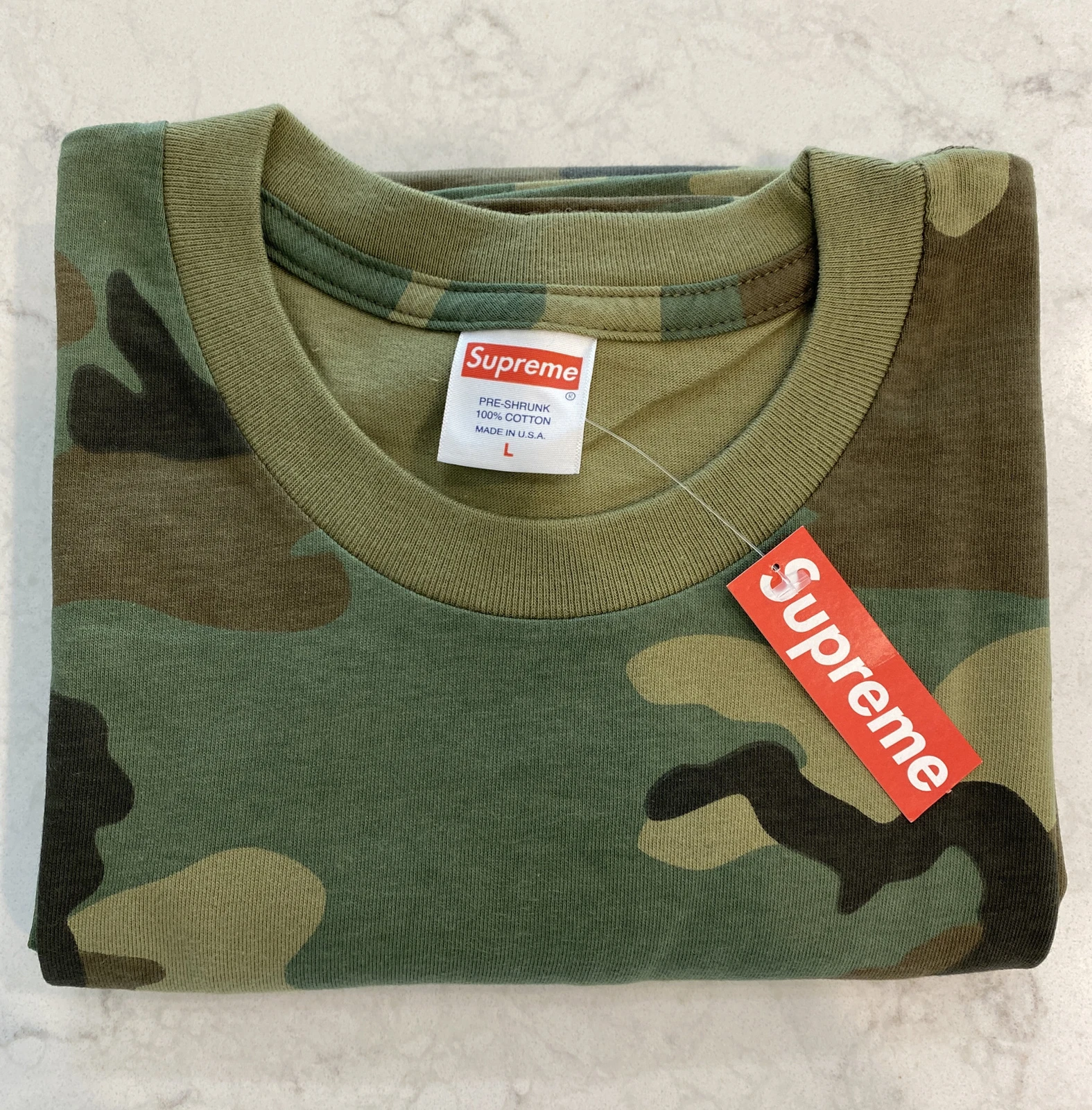 Tee shirt Supreme Headline Woodland Camo taille Grand NEUF
