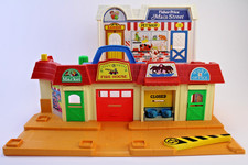 Vintage Fisher-Price Little People Main Street 1986 Playset