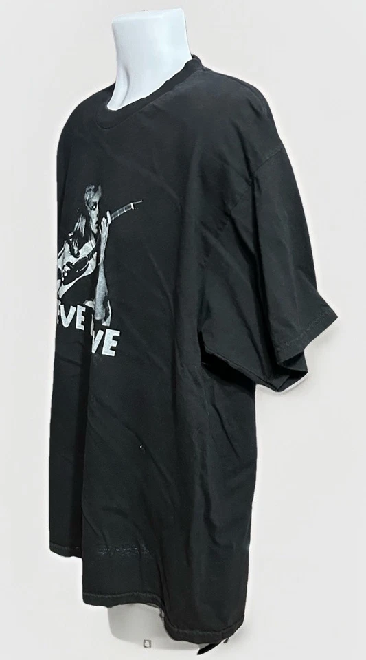 Camisa De Colección Steve Howe Hombres XL Negra Manga Corta Frontal Gráfico Guitarrista Banda de Rock Foto 3 de 4