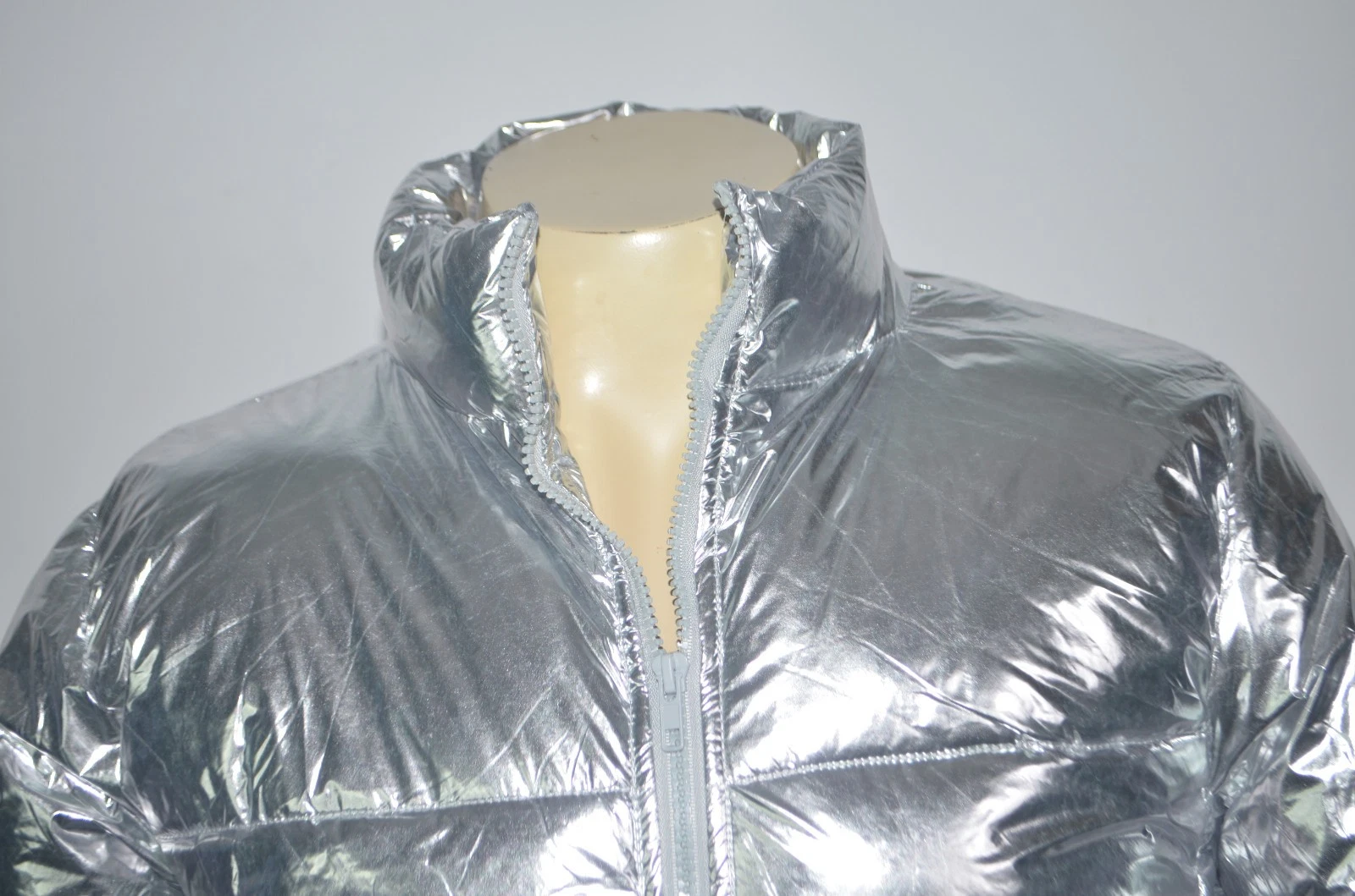NWT FOREVER 21 Full Zip Silver Metallic Puffer Jacket Sz S image 2