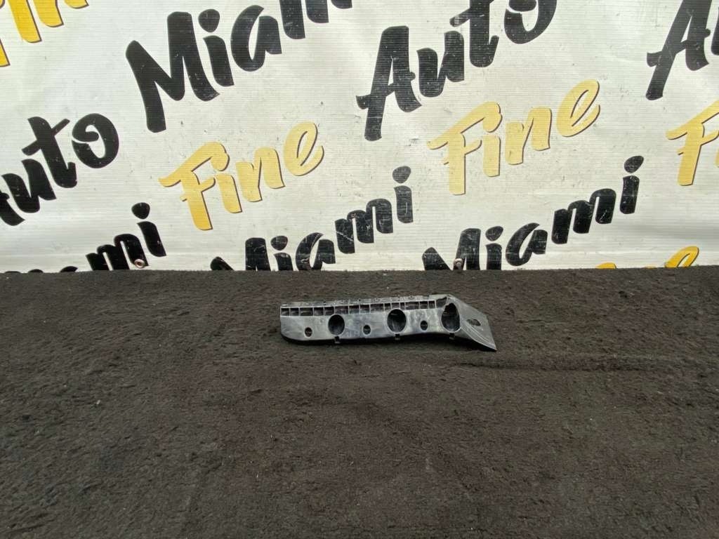 2014 Nissan 370Z Rear Left Driver LH Bumper Support Taillight Bracket