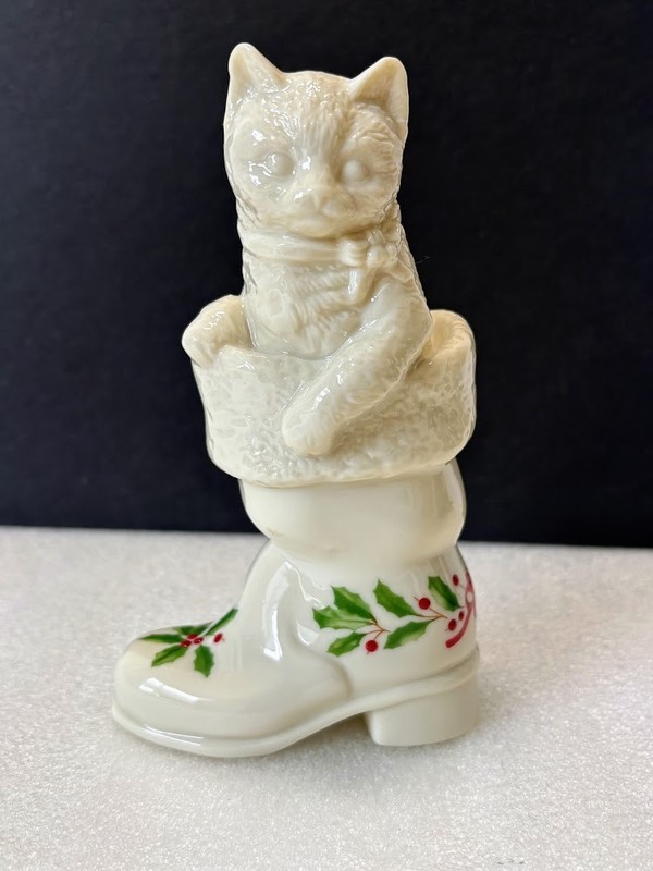 Lenox China Jewels Collection Ltd. Ed. Cat in Christmas Boot 1996