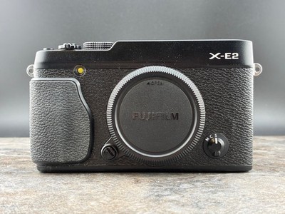 Fujifilm X-E2 16mp Mirrorless Digital Camera Black *excellent* 0344