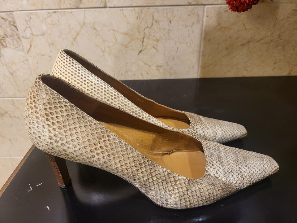 Gucci Women Phyton heel shoes size 8.5, worn few times, good condition