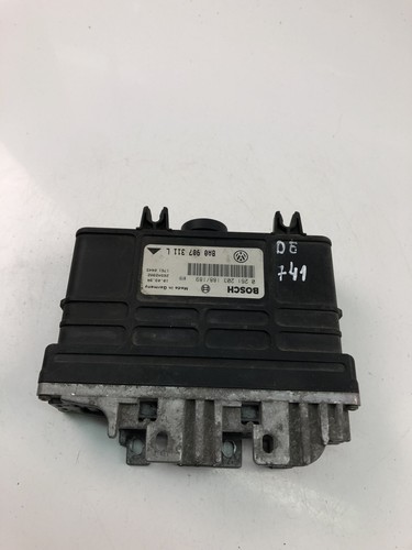 VW PASSAT B5 3B2 Motorsteuergerät ECU 8A0907311L 1999 21403741