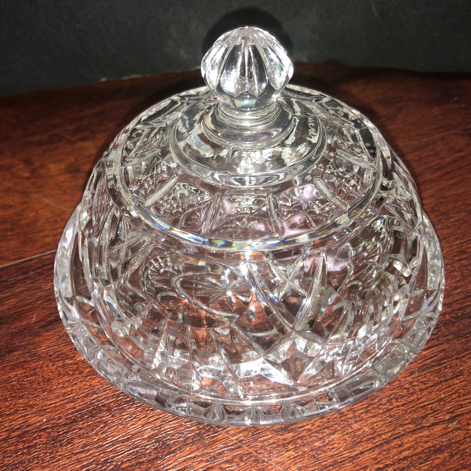 BOMBAY CRYSTAL CUT GLASS CANDY DISH w/ STARBURST PATTERN LID (55/8" x