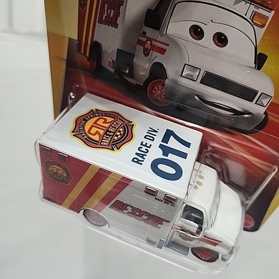 2)2025 Disney Pixar Cars Race & Rescue Morgan Martins Ambulance