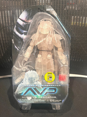 NECA Alien VS Predator - AVP Cloaked Scar Predator 2016 SDCC Exclusive New
