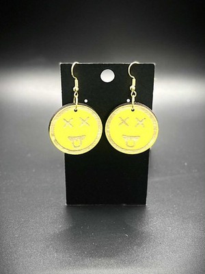 Lustige Emoji Dead Face Ohrringe Emoji Schmuck mit klebender Zunge