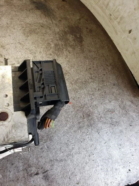 ABS Brake Pump Control Module Fits 2000-2002 Mercedes-Benz E55 CLA-Class E320 - Image 3 of 4