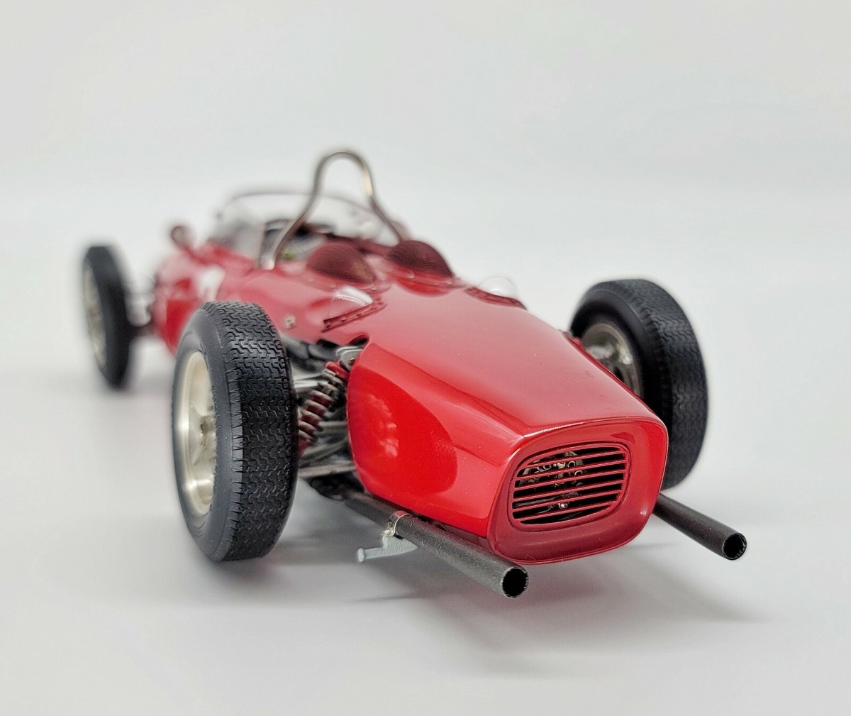 限定仕様 CMC超精密！！フェラーリ156F1シャークノーズ・Ferrari