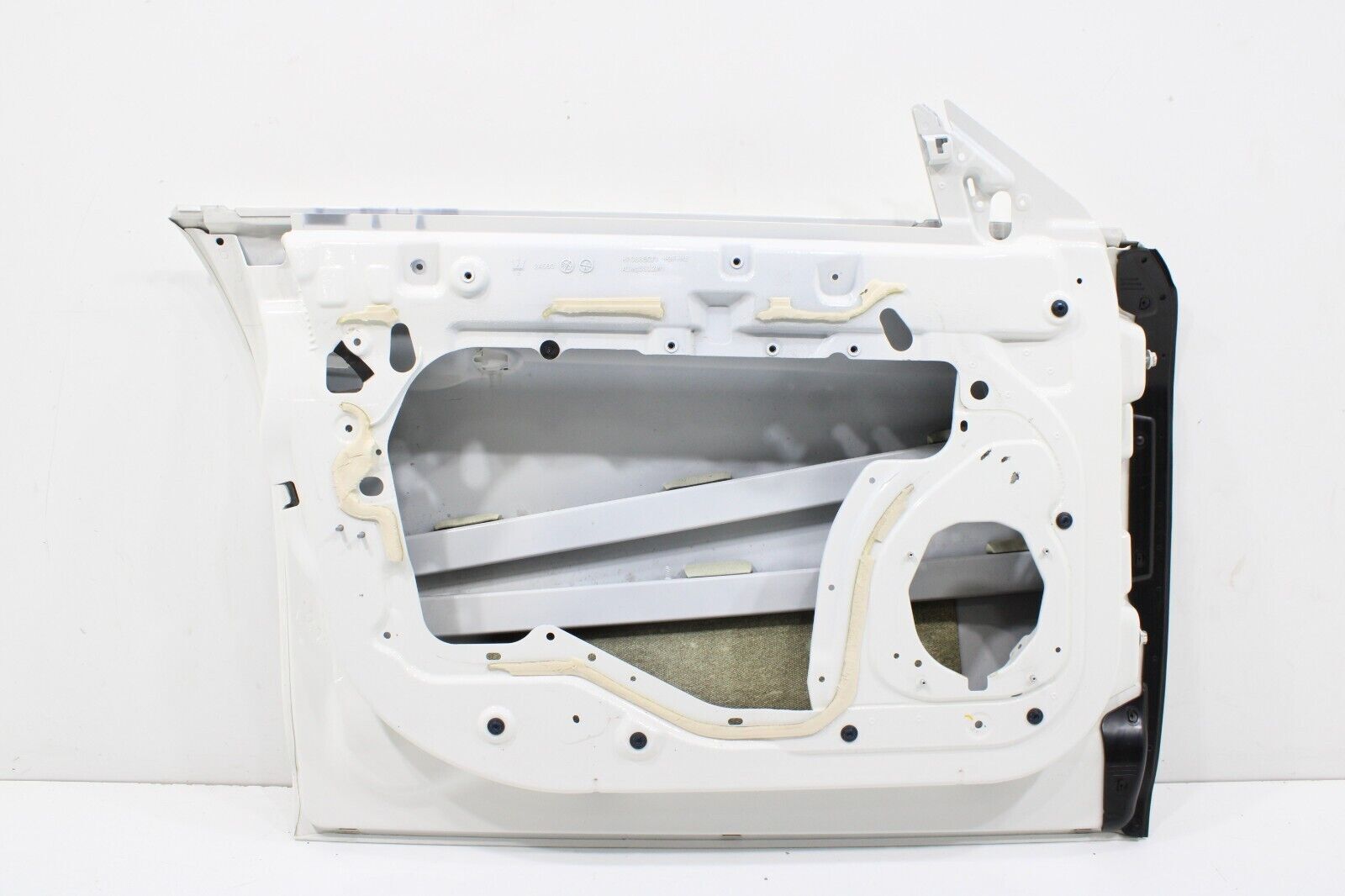2014 - 2020 MASERATI GHIBLI FRONT LEFT DRIVER SIDE DOOR SHELL PANEL OEM