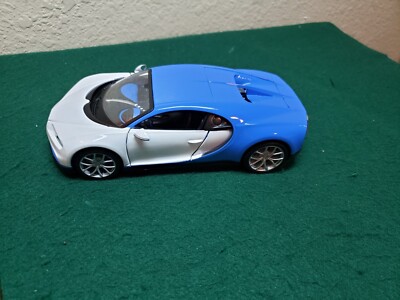 Bugatti Chiron Sport Toy Car Exotics Maisto Special Edition 1:24 Blue/White 7.5''