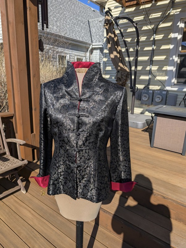 Women's Black and Red Silk Mandarin Jacket size US Womens Large