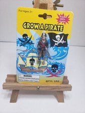 2013 GROW A PIRATE FIGURE IN ORIGINAL PACKAGING