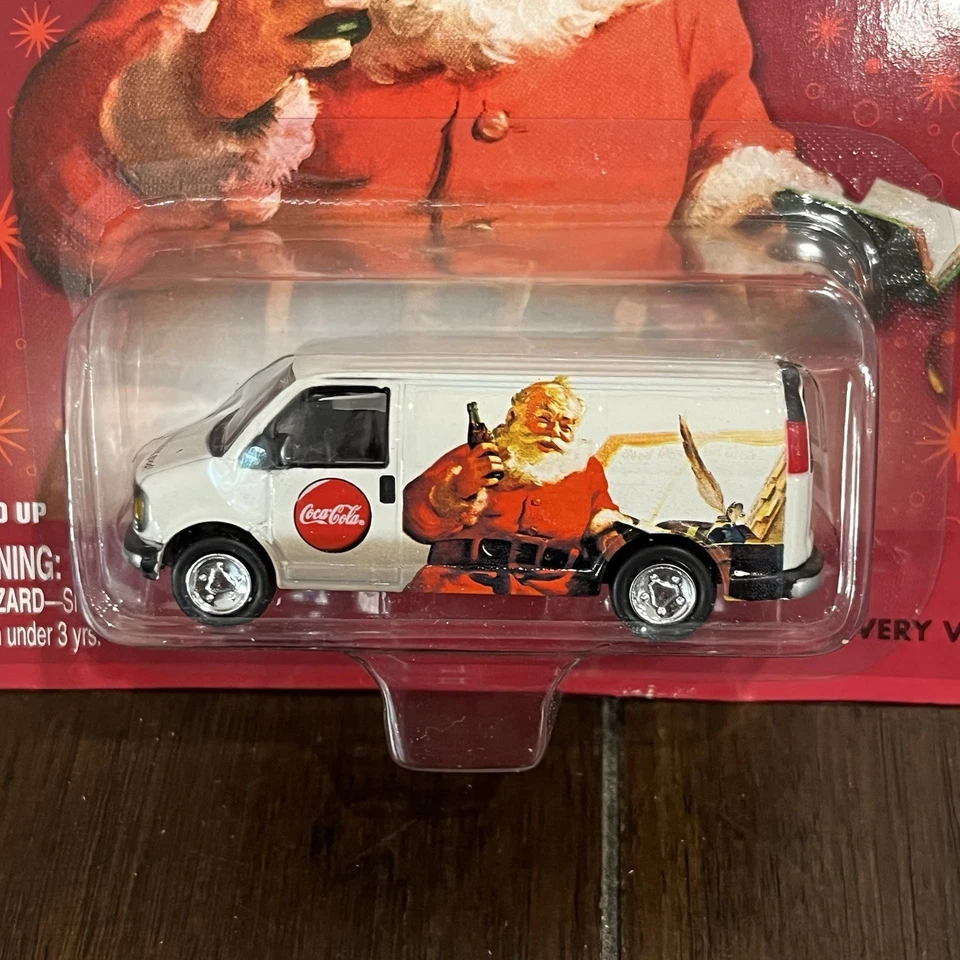 Johnny Lightning Coca Cola Brand GMC Delivery Van White Diecast 1/64 - Image 2 of 4