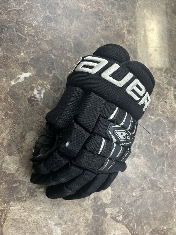 Bauer Nexus 800 Glove - LEFT HAND ONLY - SR 14” 36cm