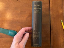 Anna Sewell. Black Beauty: The Autobiography of a Horse. [1927]