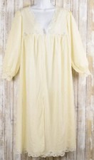 EVE STILLMAN WOMEN'S VINTAGE NIGHTGOWN SIZE Small