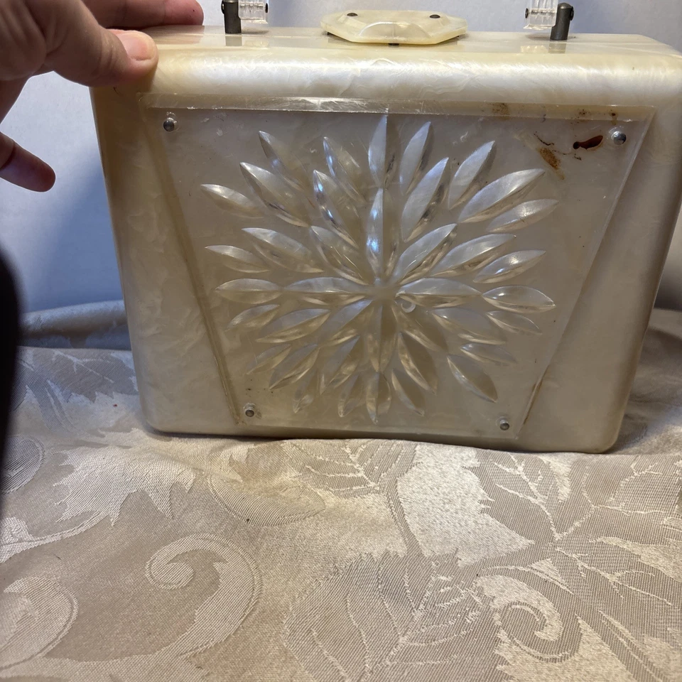 Lucite Box Purse Vintage 1950s Pearlized Marbled Cream Clear Twist Handle - Image 2 of 4