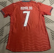 Portugal jersey 2026 7 size M player version,runs small,real pictures
