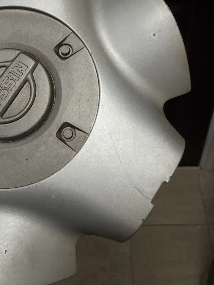 Tapa central de rueda Nissan Pathfinder 1999-2002 40342-2W600 Qt1 1999 00 01 02 Foto 4 de 4