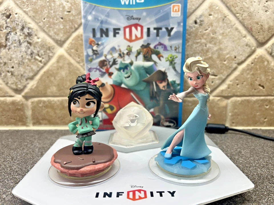 Disney Infinity Wii U Game Portal And 7 Figure Bundle; Mr Incredible; Phineas + - Image 2 of 4