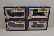 BACHMANN  33-250 33-101A 33-052 33-700 4 WAGON JOB LOT OO SUPERB CONDITION