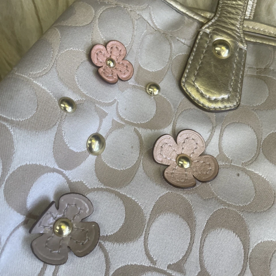 Vintage Coach Monogram Floral Appliqué Khaki Shopper Tote Bag Purse - Image 2 of 4