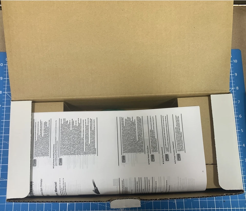 KEYENCE STATIC ELIMINATOR CONTROLLER SJ-M400 - New in Box - Image 3 of 4